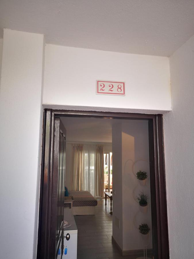 Comfortable Cleo Apartment With Large Terrace Costa Teguise Εξωτερικό φωτογραφία